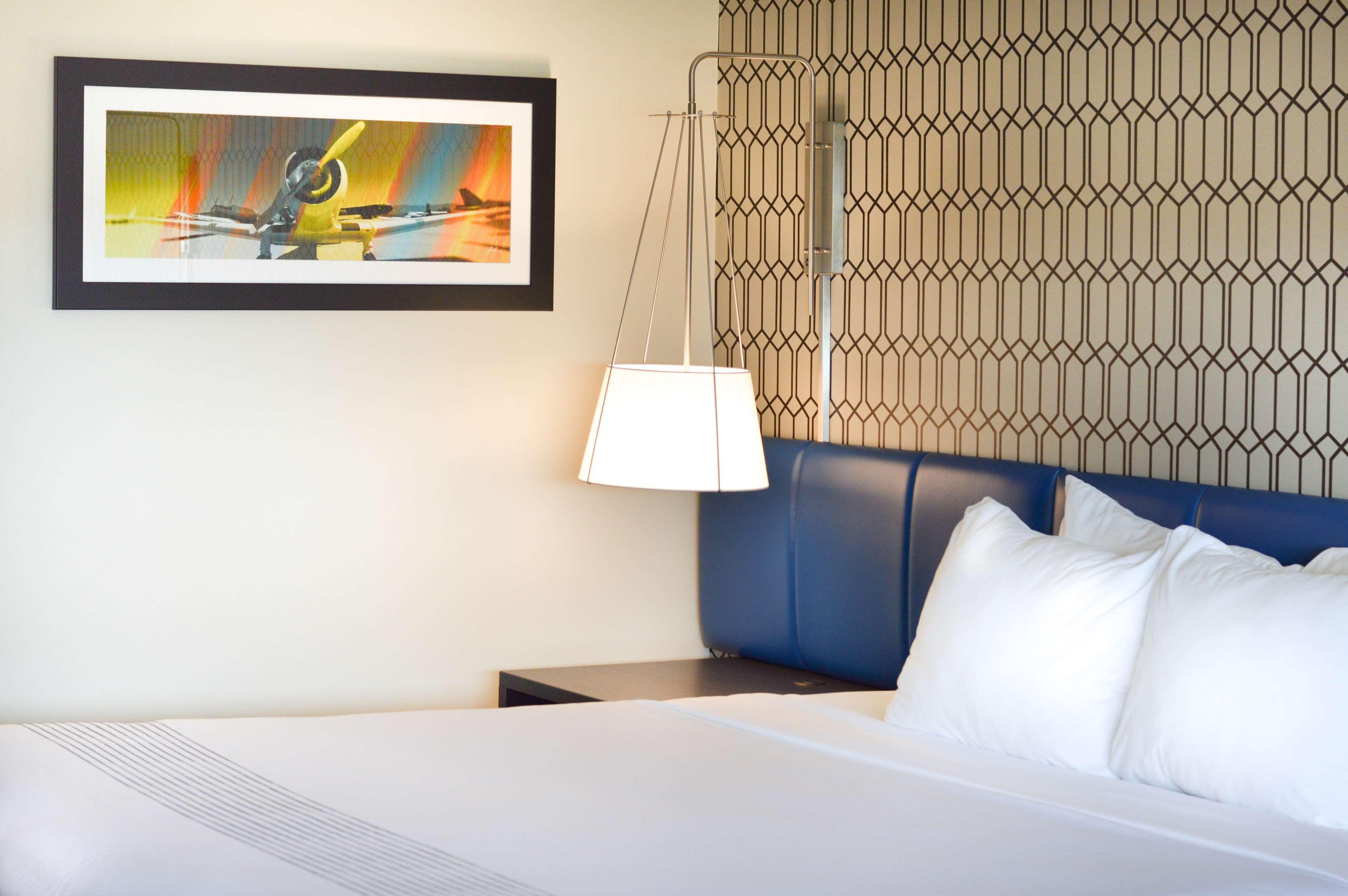 Best Western Plus Aston Hall Hotel Exterior photo