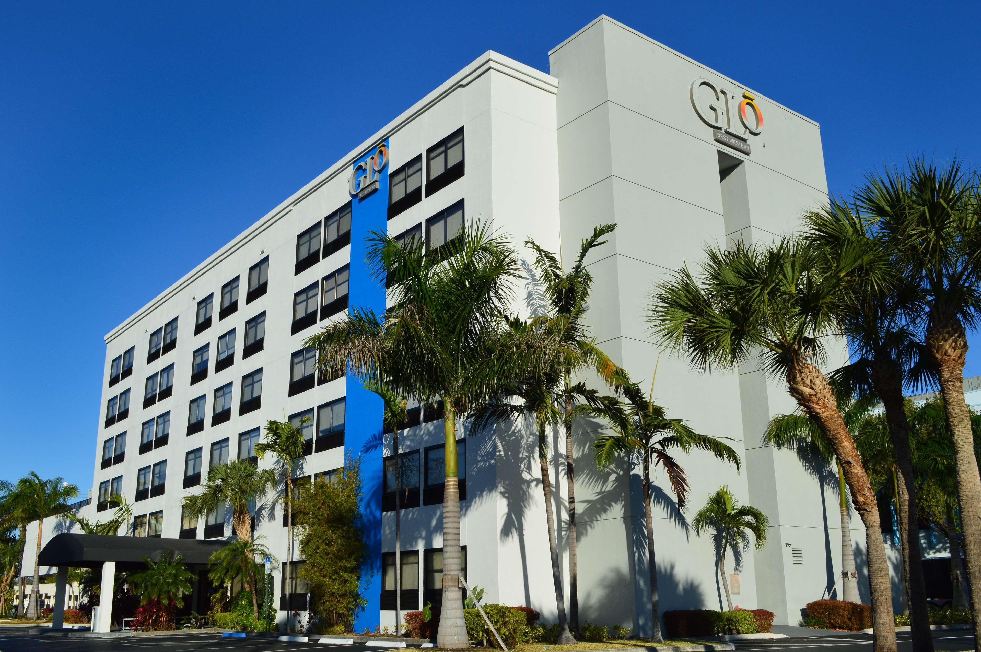 Best Western Plus Aston Hall Hotel Exterior photo