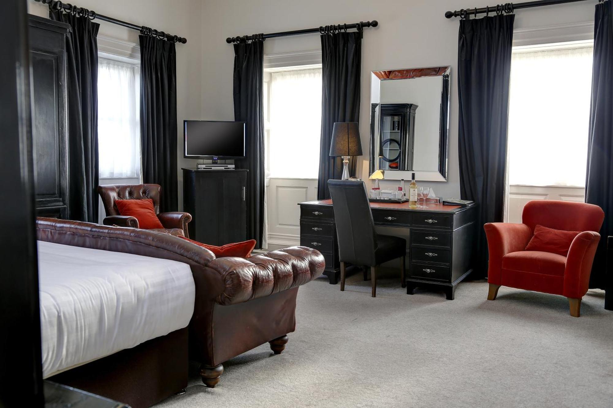 Best Western Plus Aston Hall Hotel Exterior photo