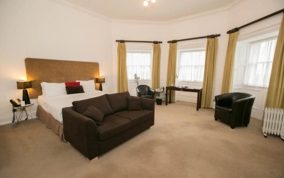 Best Western Plus Aston Hall Hotel Exterior photo